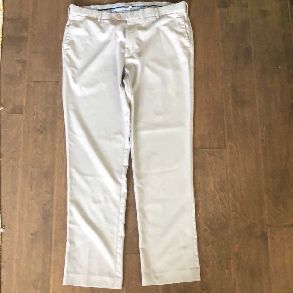 Peter Millar light Gray men’s performance golf pants Flat Front 38x34
